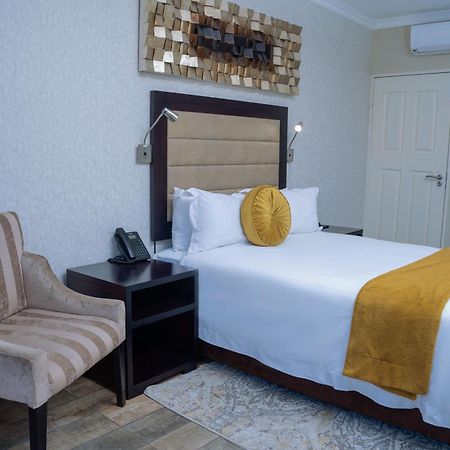 Q'S Boutique Stay Standerton Exteriér fotografie