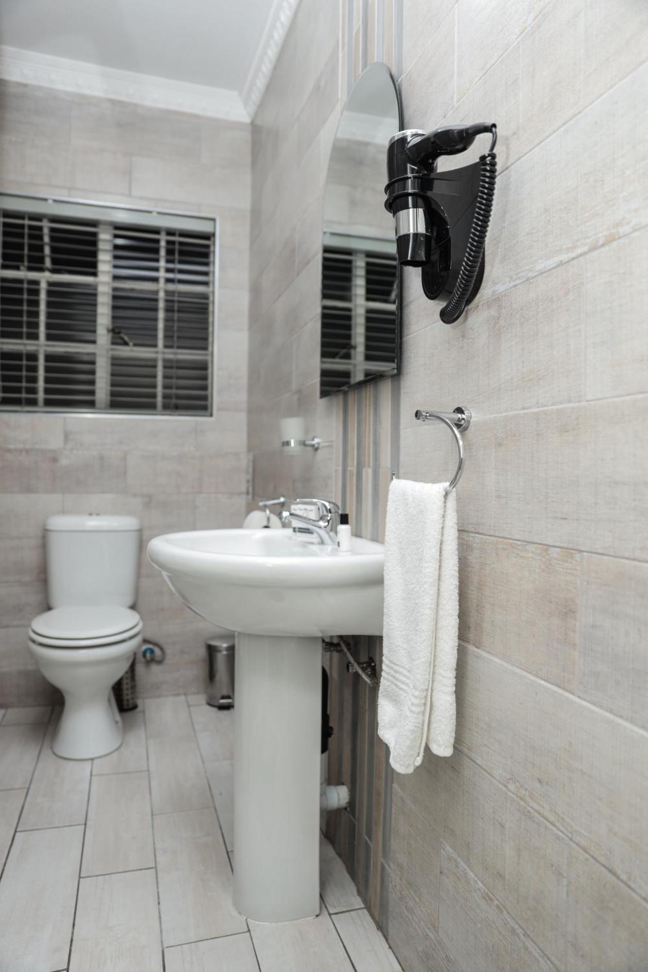 Q'S Boutique Stay Standerton Exteriér fotografie